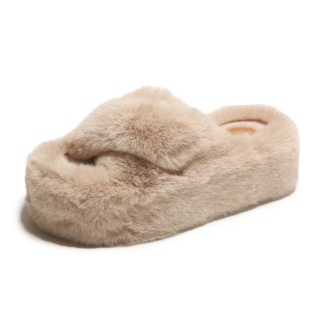 Chunky Platform Fur Slippers Women 2023 Autumn Thick Bottom Furry Outdoor Slippers Woman Plus Size 42 Short Plush Designer Shoes