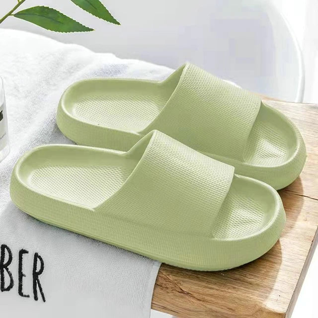 Cute Bear Women Slippers Thick Platform Non-Slip Shower Bathroom Slides Soft Eva Flip Flops Summer Shoes Women Men Beach Sandals