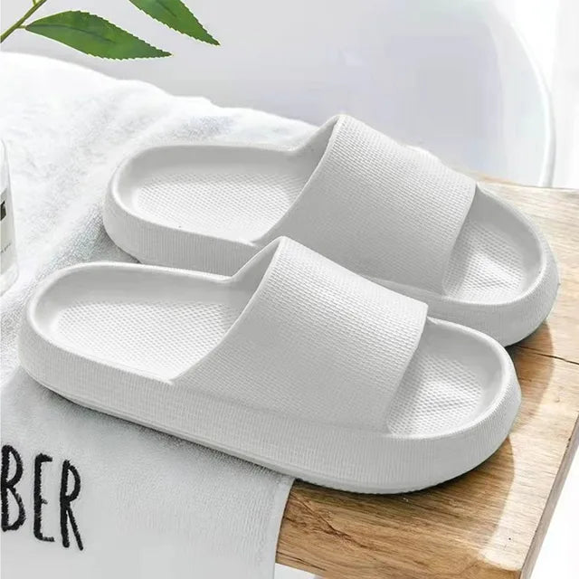 Cute Bear Women Slippers Thick Platform Non-Slip Shower Bathroom Slides Soft Eva Flip Flops Summer Shoes Women Men Beach Sandals