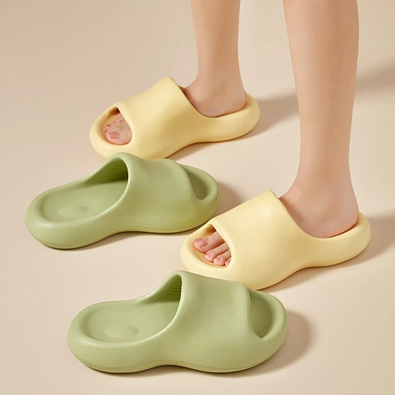 Eva Platform Pillow Slippers Slides for Women 2024 Summer Beach Soft Cloud Slippers Woman Lightweight Anti Slip Shower Sandals