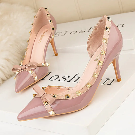 Sexy Nightclubs Show Thin Women's Shoes with High Heel and Shallow Mouth Pointed Side Hollow-rivet Single Thin Heel Shoes