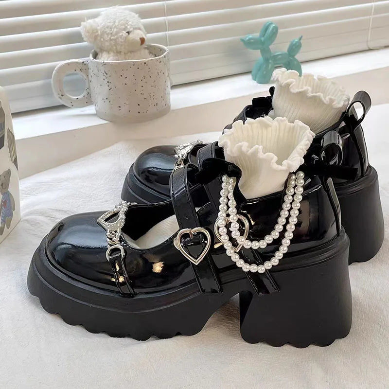 Sweet Heart-Shaped Buckle Lolita Shoes Women Patent Leather Platform Mary Janes Woman Metal Decoration Chunky Heels Pumps 2023