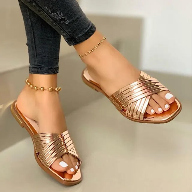 Women Slippers 2022 New Metal Striped Summer Flat Shoes Fashion Slip on Slides Outdoor Female Casual Women Sandals Plus Size 43